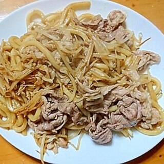 豚肉ともやしのバター醤油焼きうどん